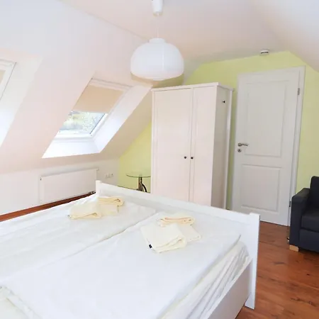 Semesterbostad Wendstrasse 10, Ferienhaushaelfte *